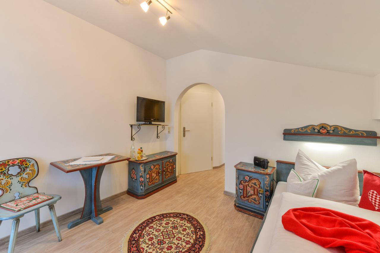 Ferienhotel Hahn Garni Руполдинг Екстериор снимка