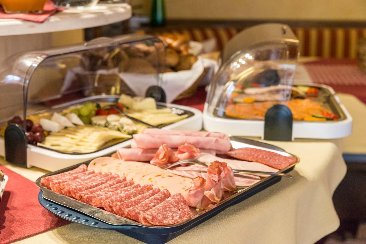 Ferienhotel Hahn Garni Руполдинг Екстериор снимка